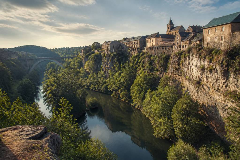 Bozouls : photos du canyon et du village en Aveyron